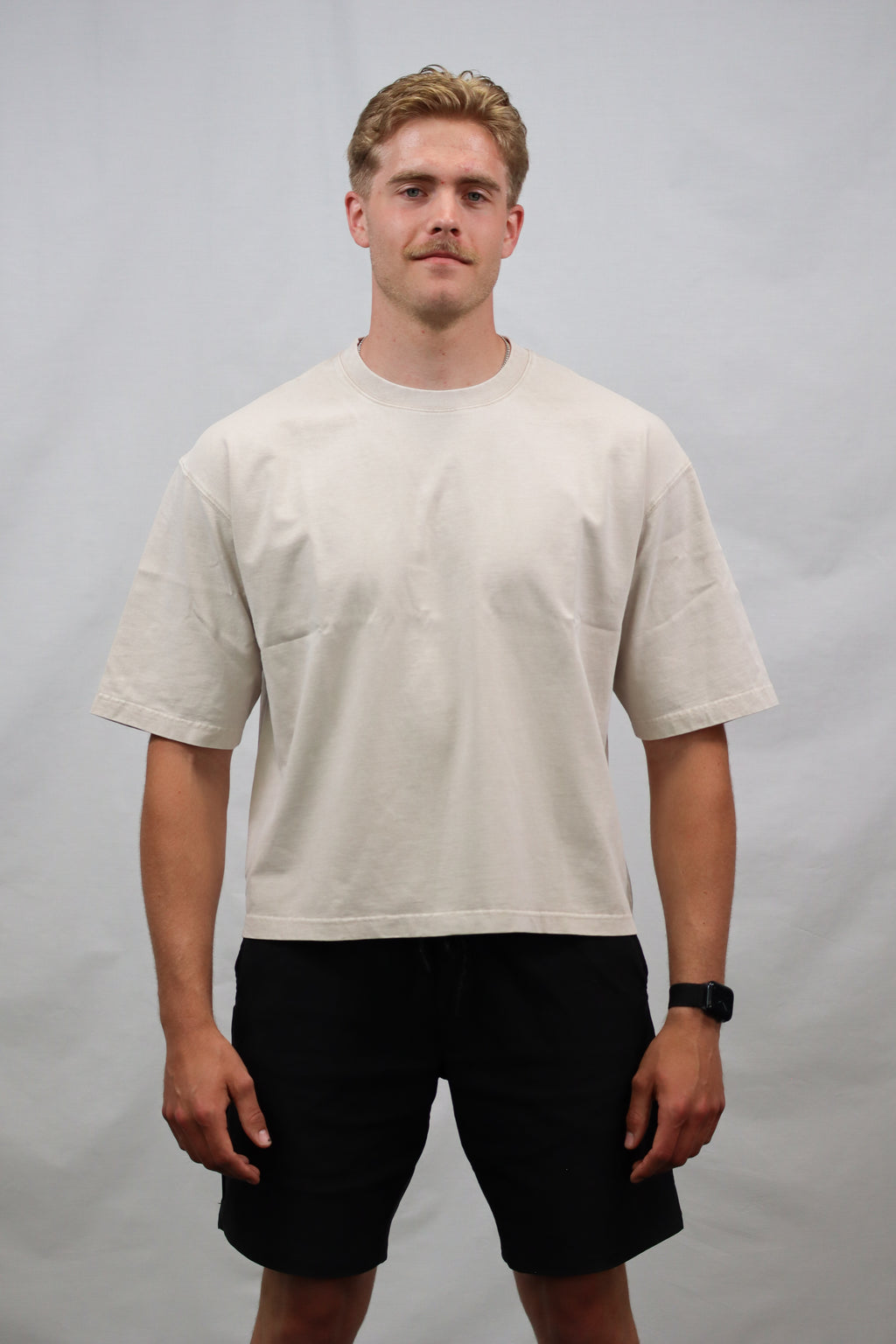 Box-Cut Classic BIG BACK Tee in Washed Stone